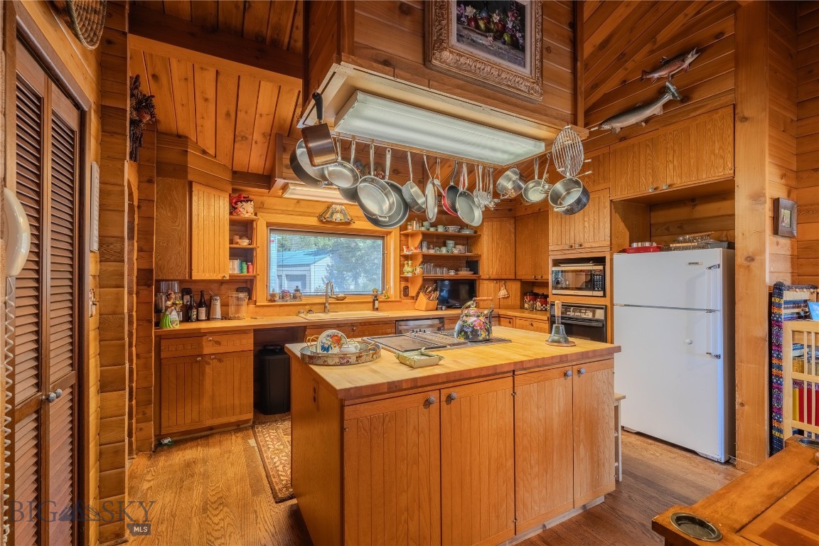 170 Loop Lane Property Photo 30