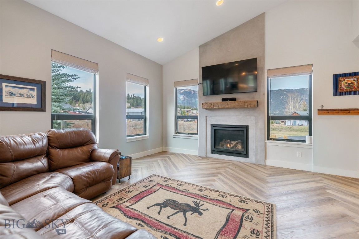 30 Whitefish Drive Property Photo 12