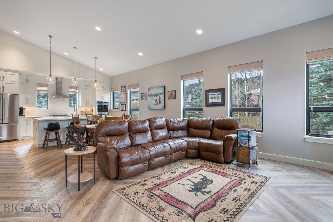 30 Whitefish Drive Property Photo 13