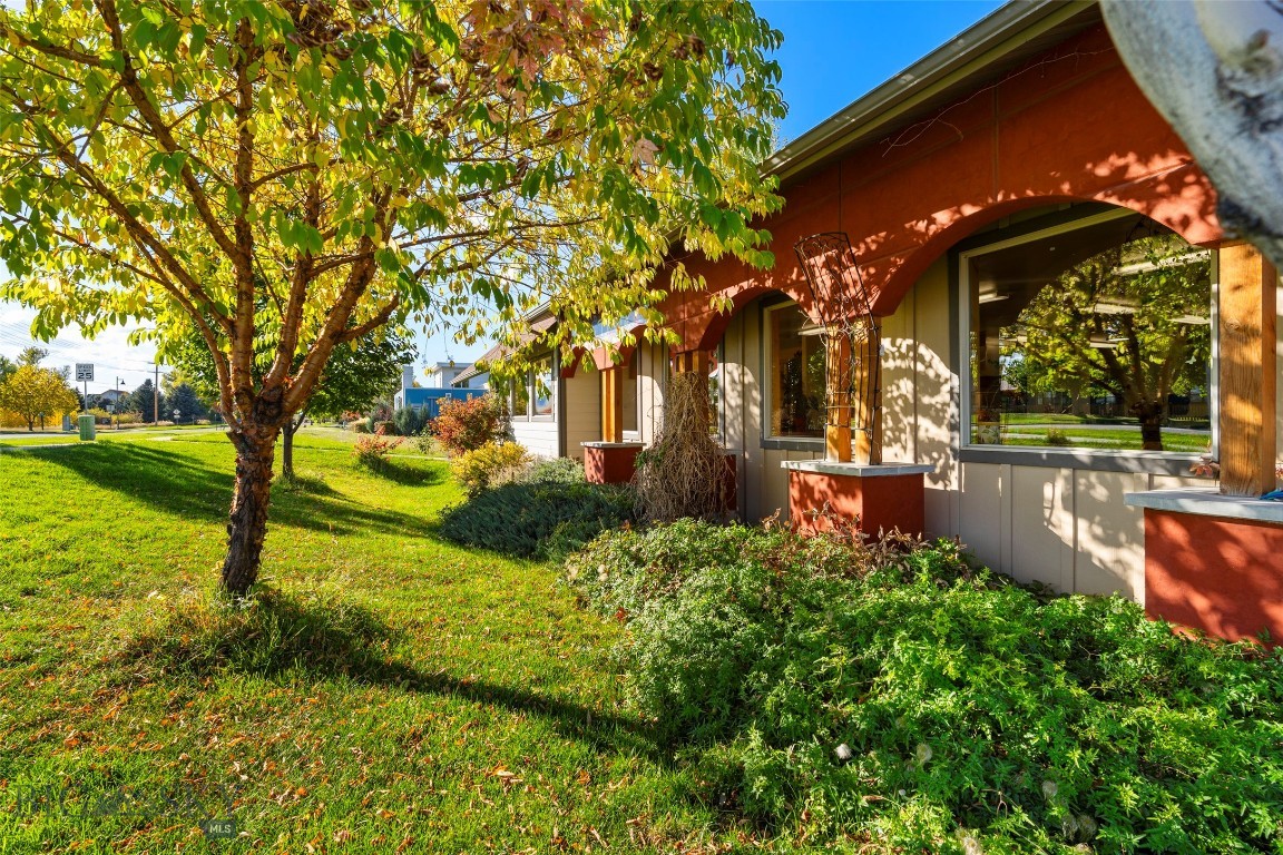 3709 Baxter Property Photo 8