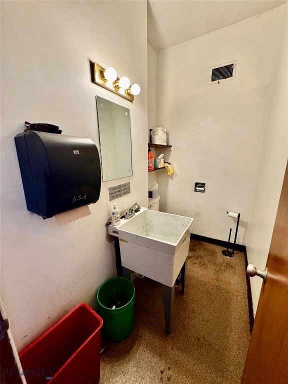 421 E Park Property Photo 10