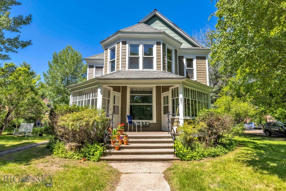 401 S Grand
