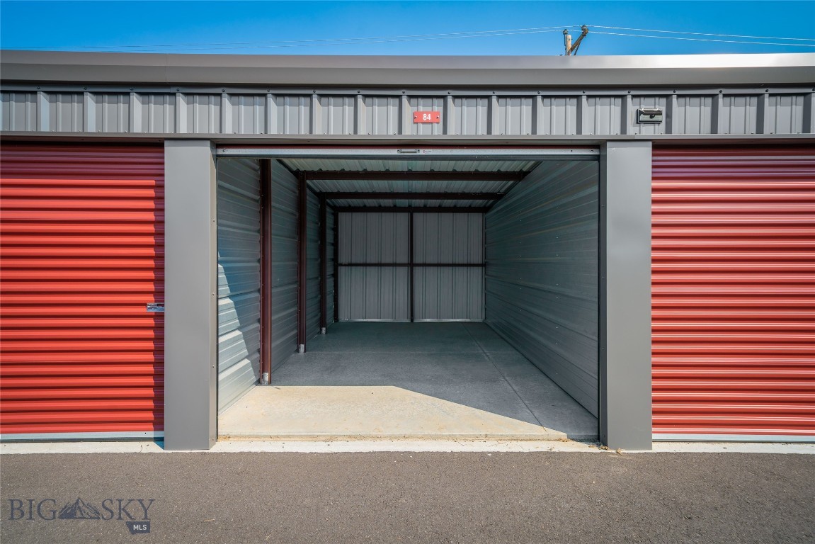 35 Rolling Prairie Way Property Photo 6