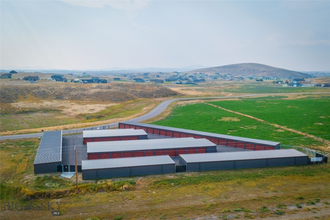 35 Rolling Prairie Way Property Photo 24