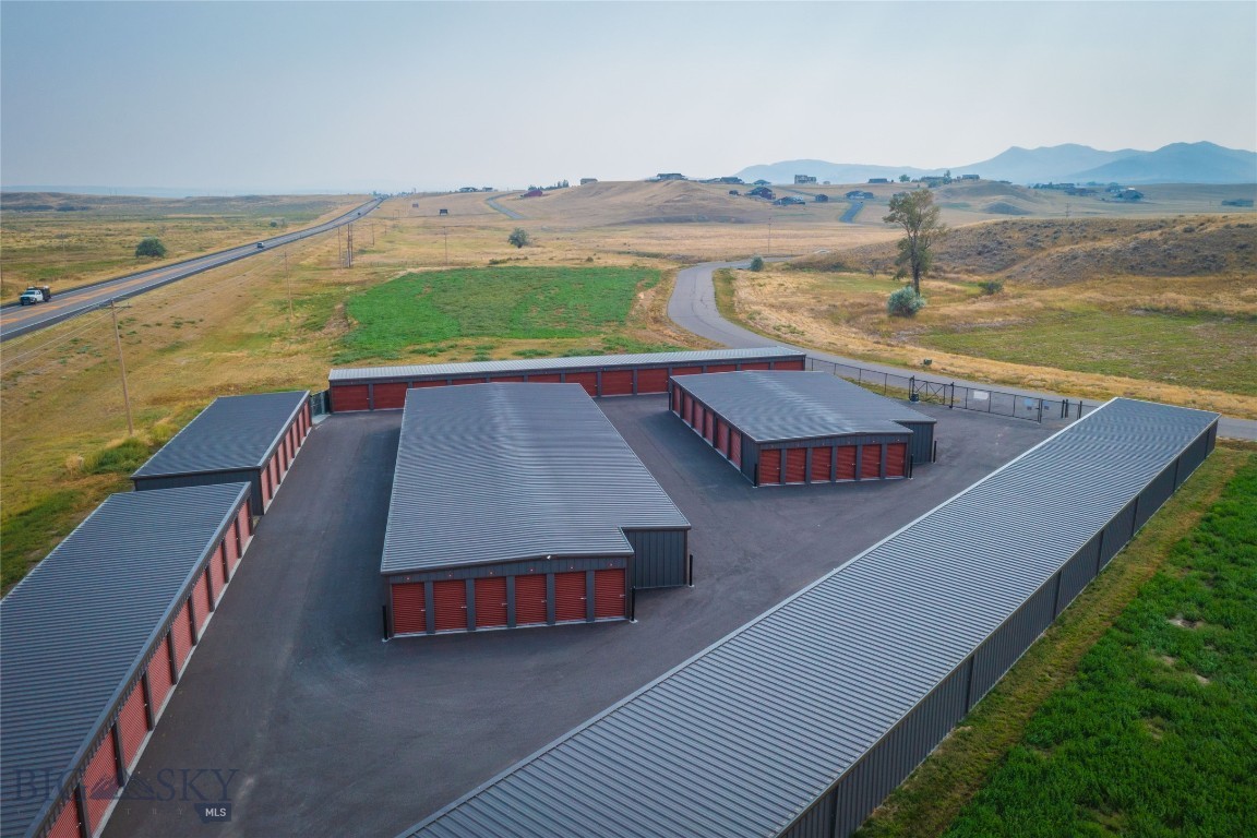 35 Rolling Prairie Way Property Photo 26