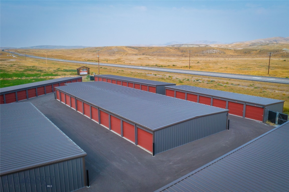 35 Rolling Prairie Way Property Photo 27