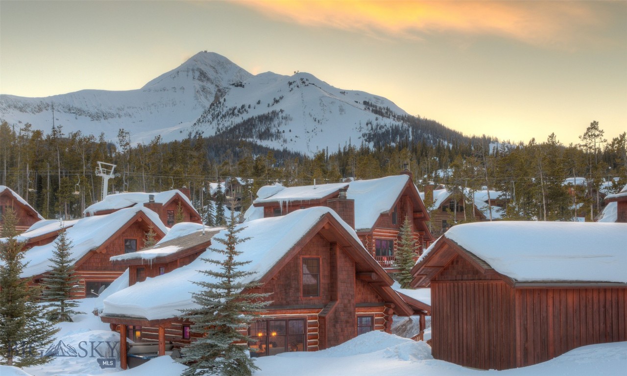 10 Red Cloud Loop Property Photo 2