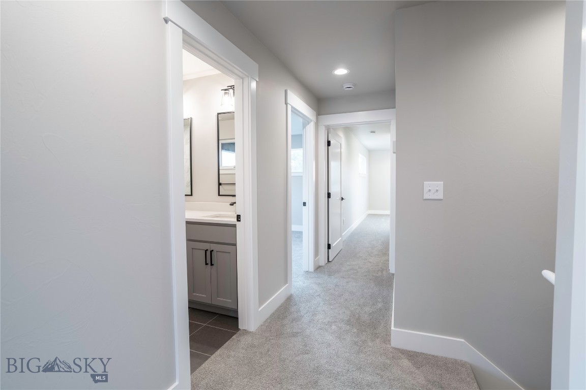 740 Rogers Way C Property Photo 20