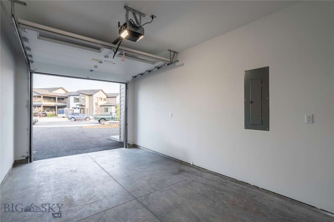 740 Rogers Way C Property Photo 44