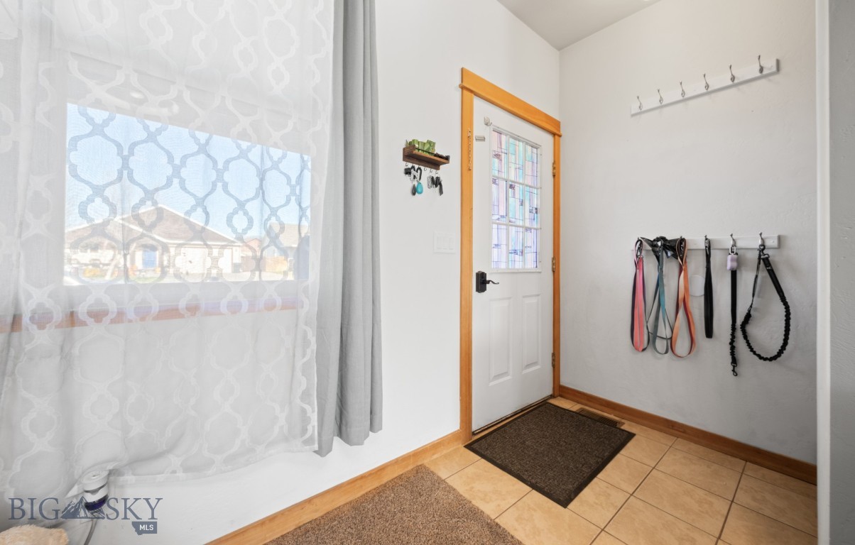 1209 Idaho Street A Property Photo 10