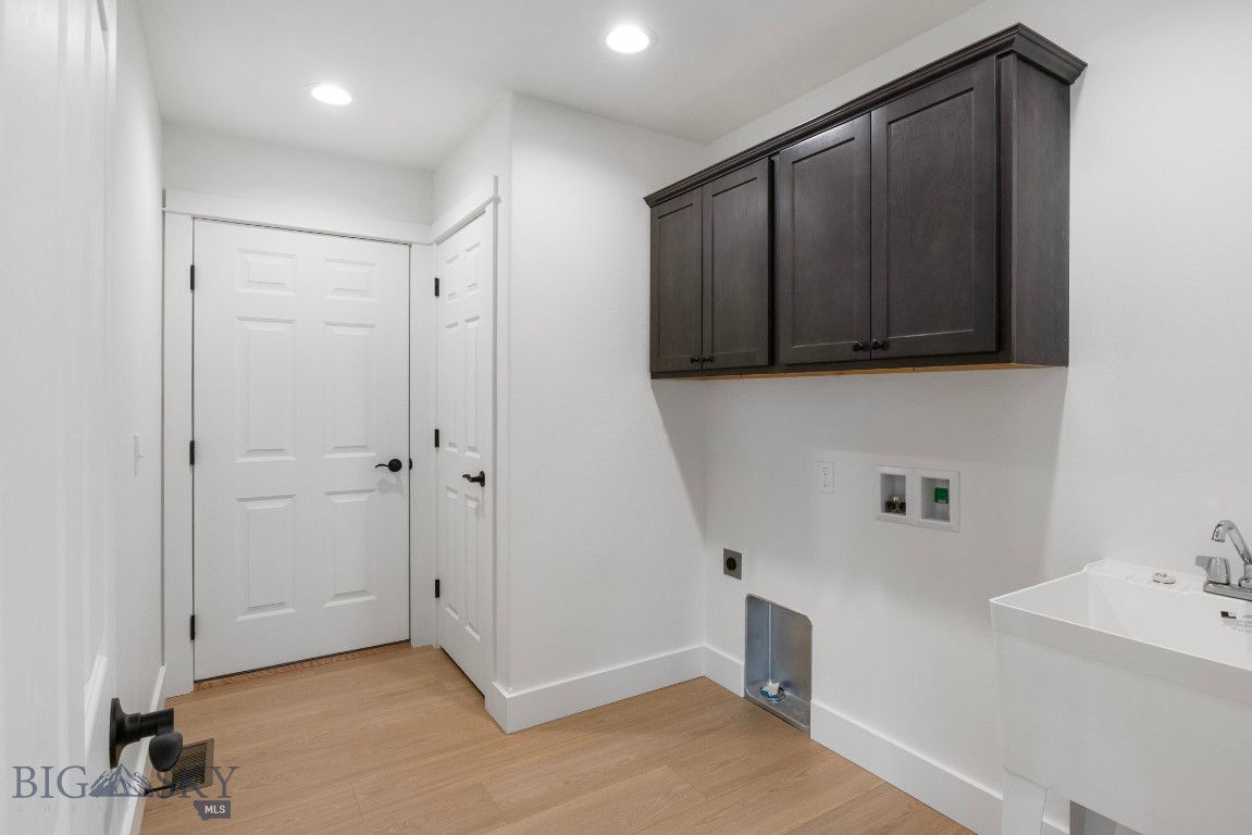 22 W Overland Trail Property Photo 12