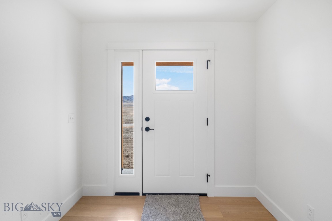 22 W Overland Trail Property Photo 13