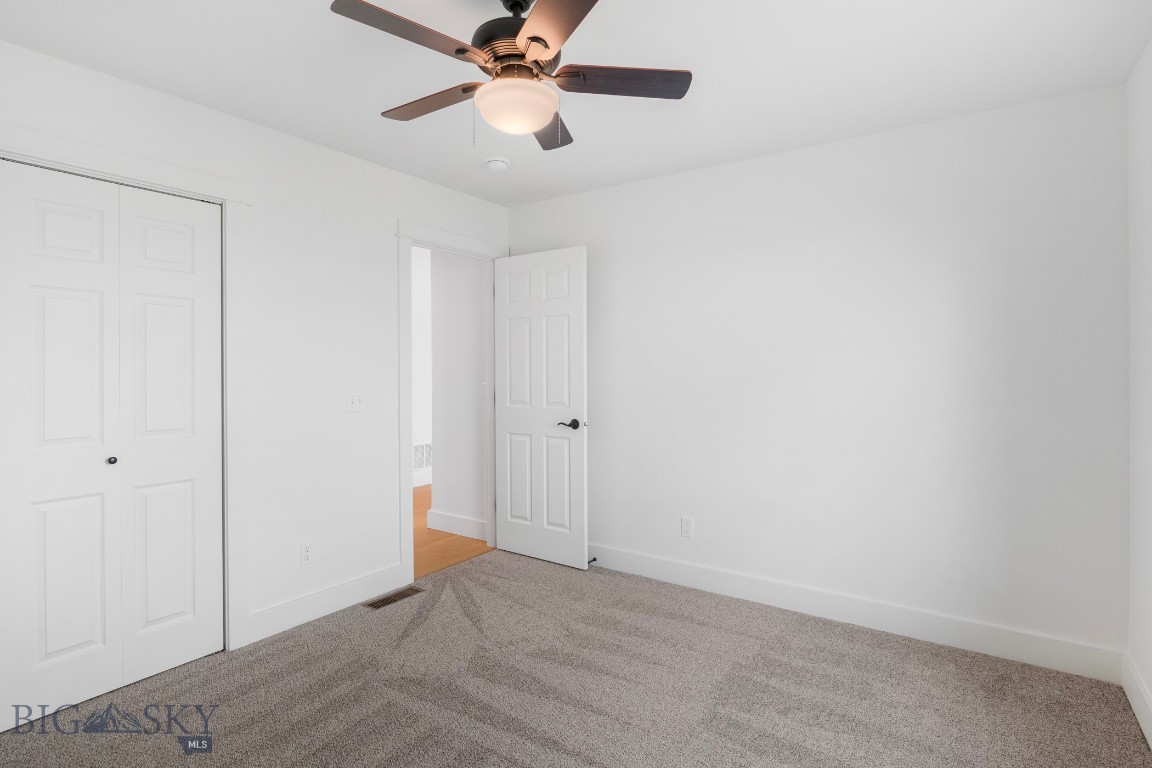 22 W Overland Trail Property Photo 18