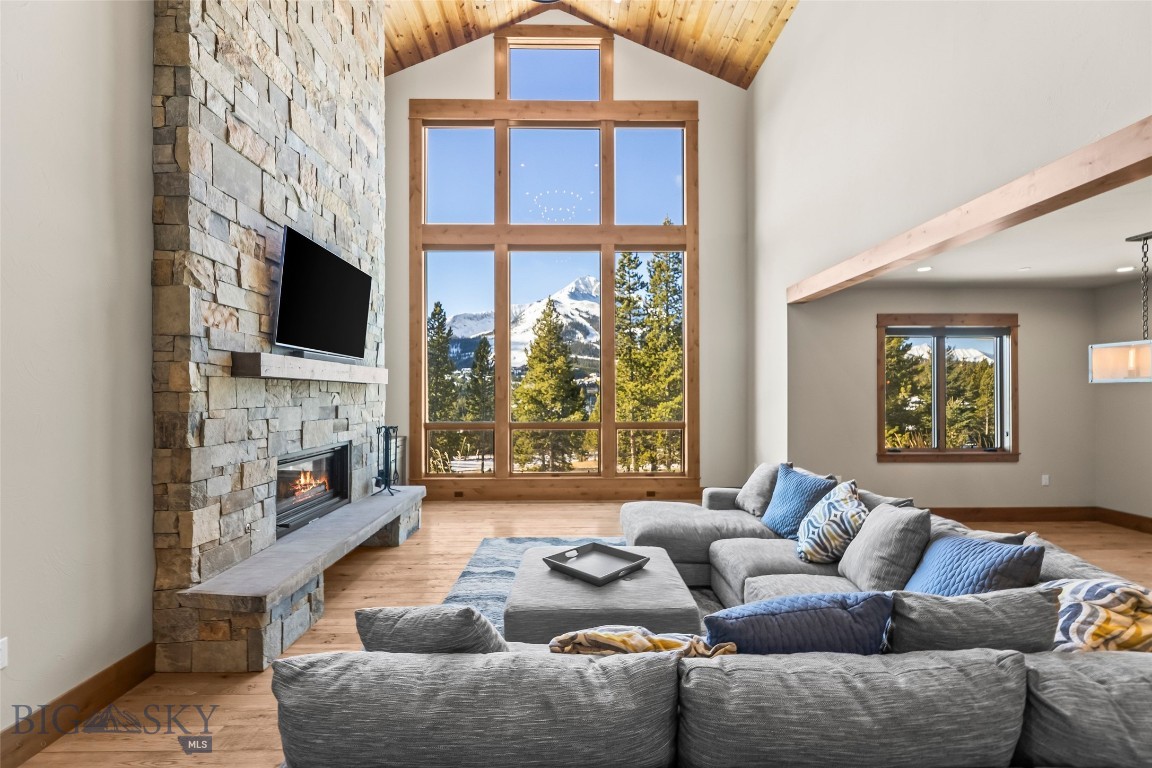 17 Swift Bear Property Photo 3