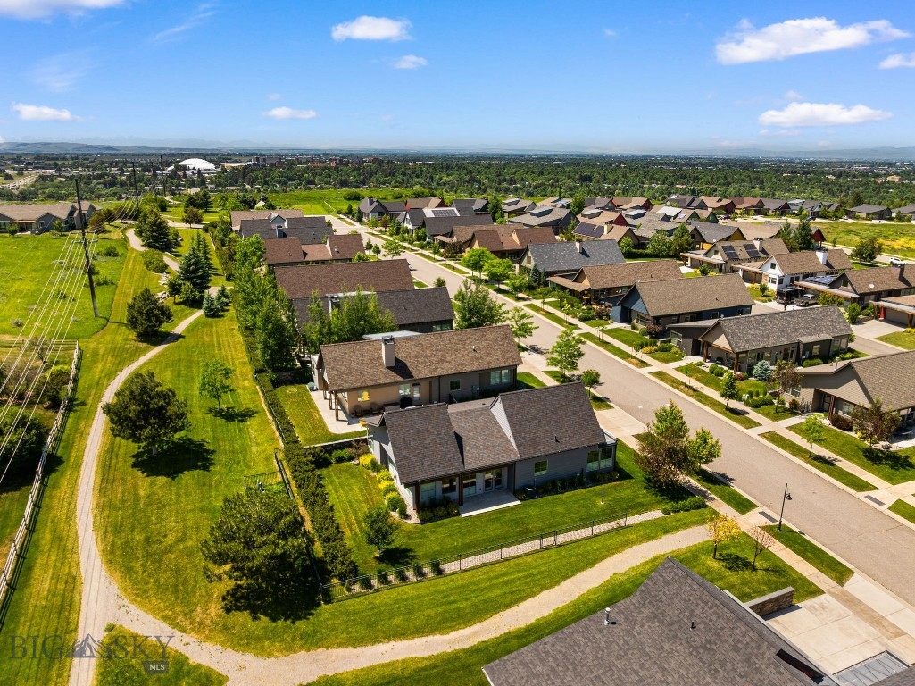 950 Josephine Drive Property Photo 5