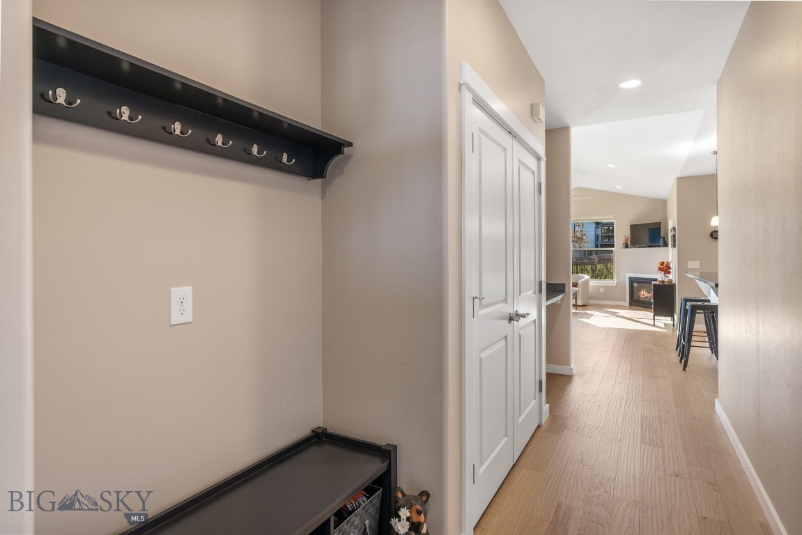 950 Josephine Drive Property Photo 14