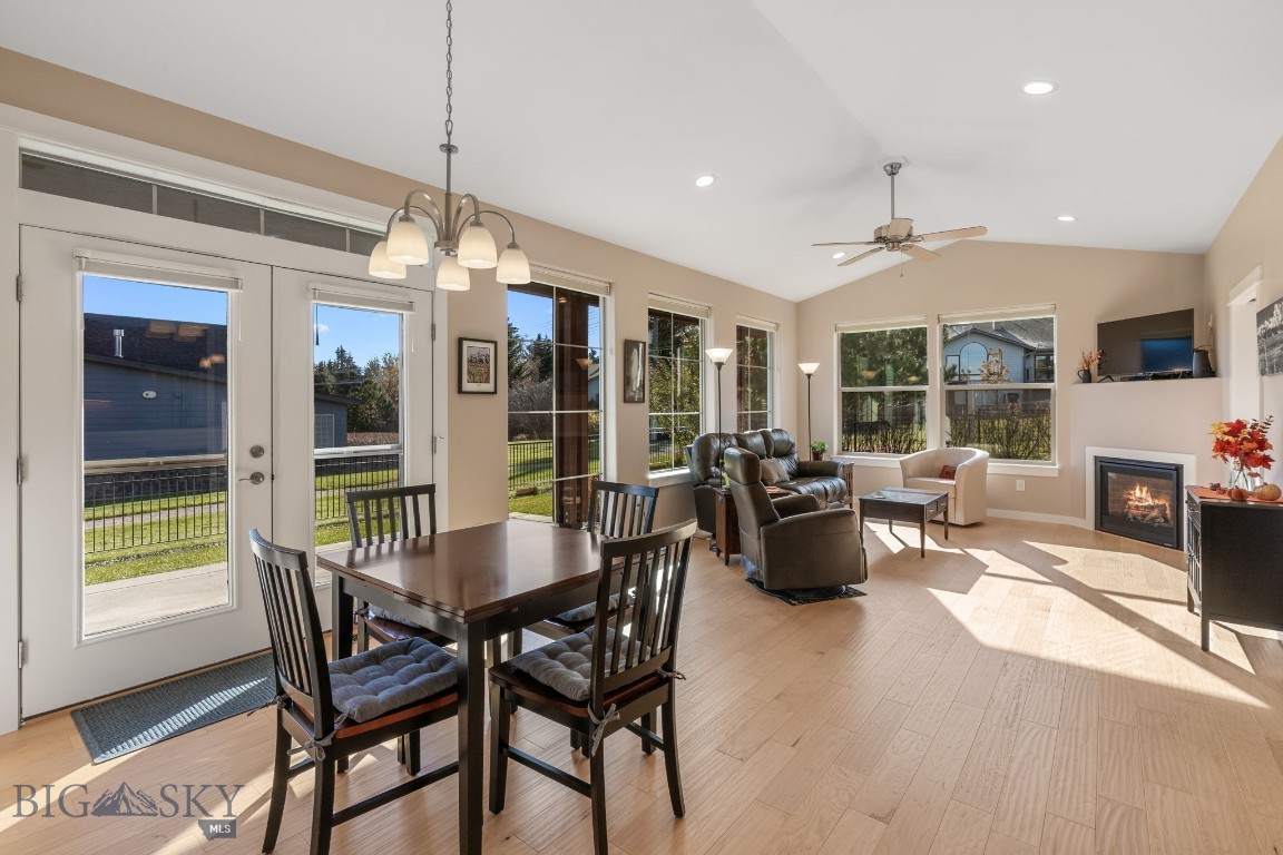 950 Josephine Drive Property Photo 16