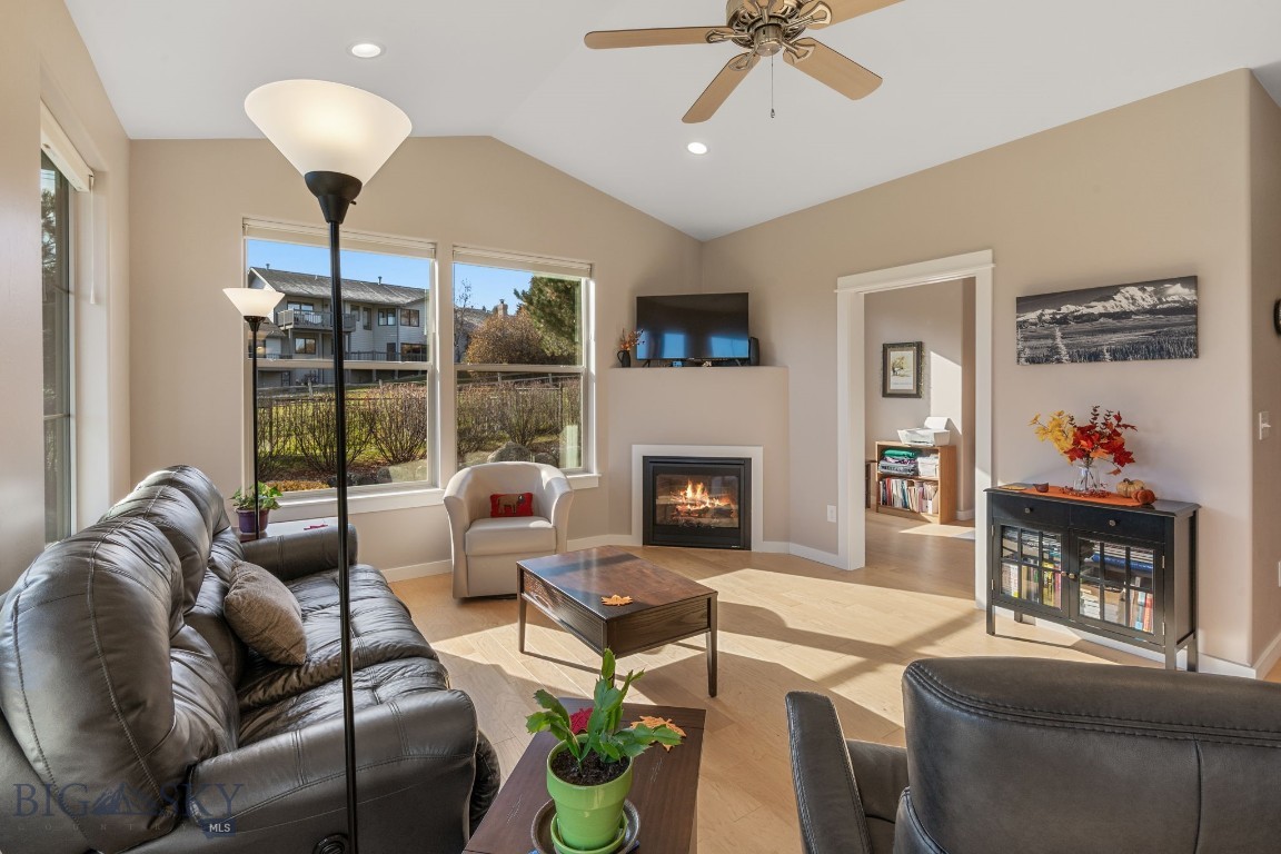 950 Josephine Drive Property Photo 26