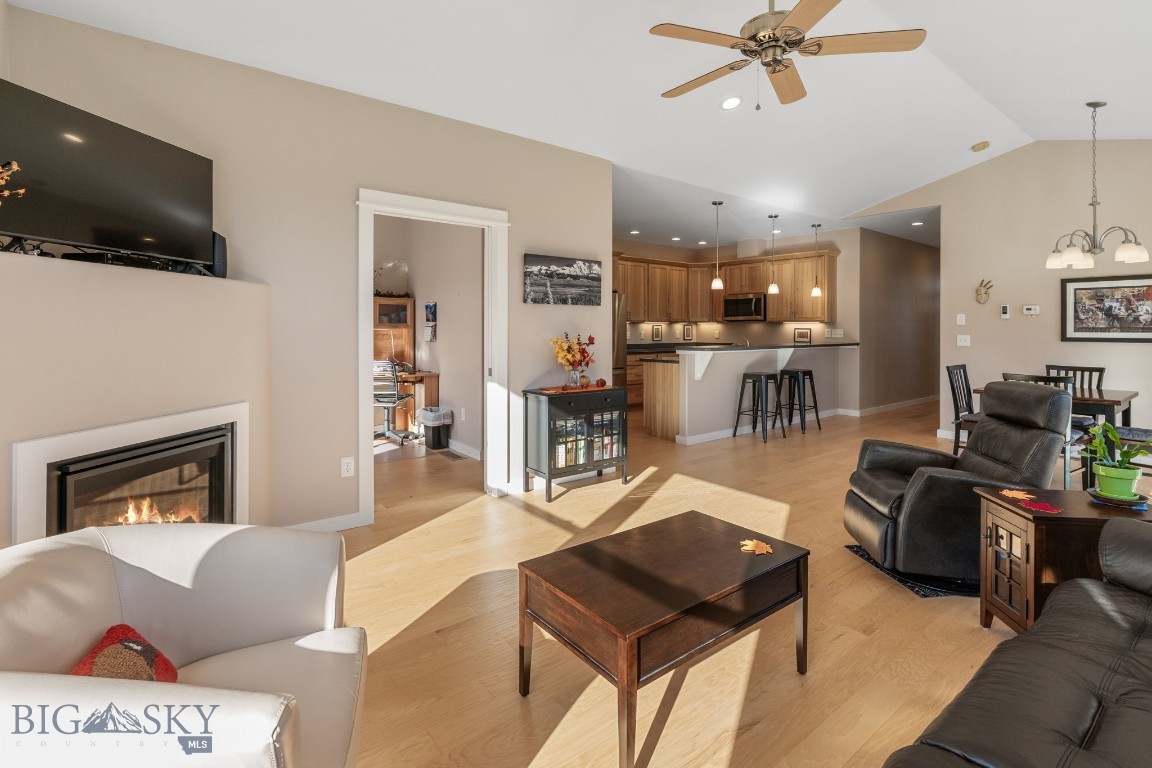 950 Josephine Drive Property Photo 30