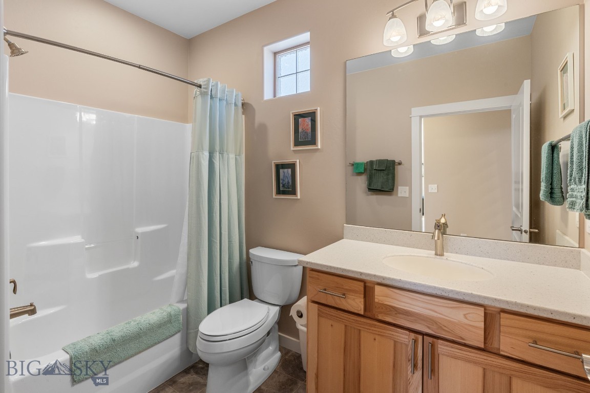 950 Josephine Drive Property Photo 33