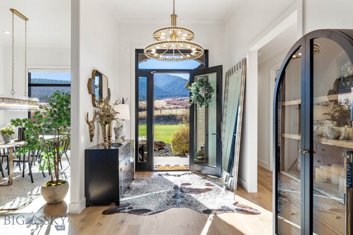 2375 Mount Ellis Lane Property Photo 7