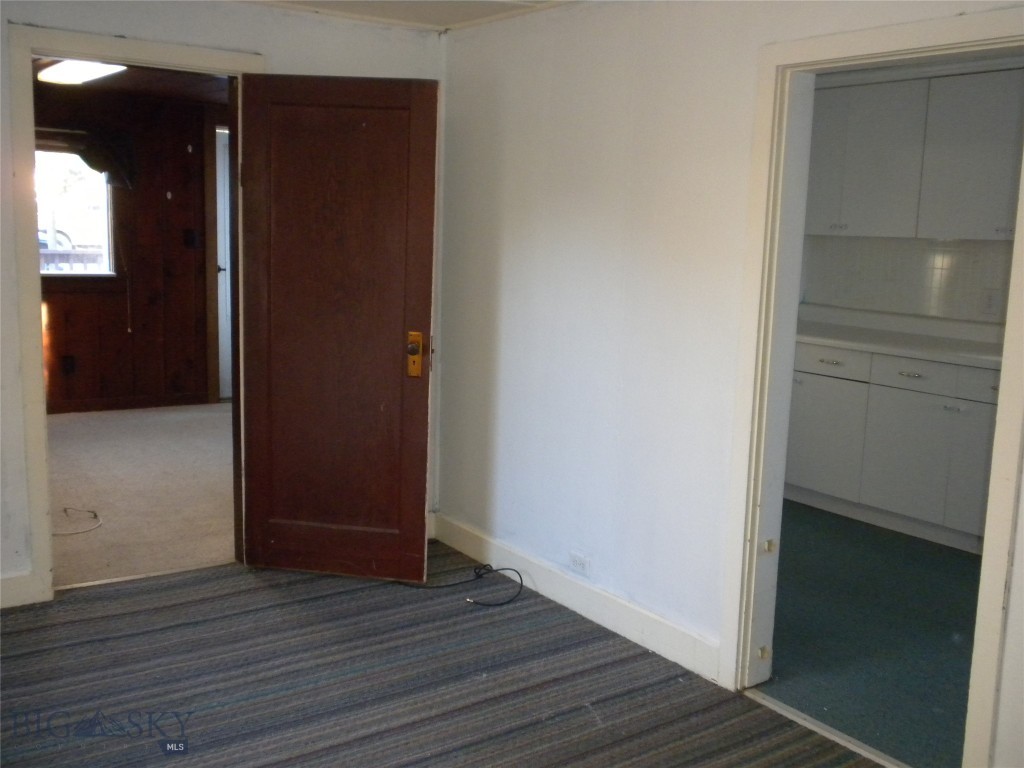 201 S Brooke Street Property Photo 13