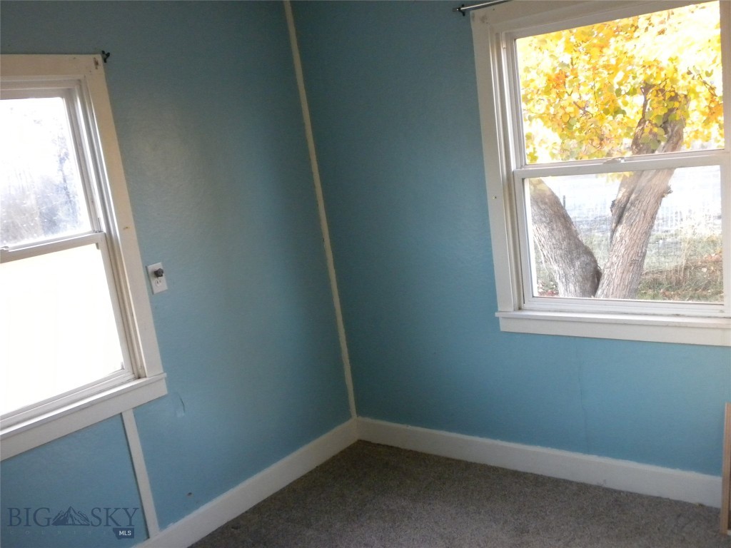 201 S Brooke Street Property Photo 15