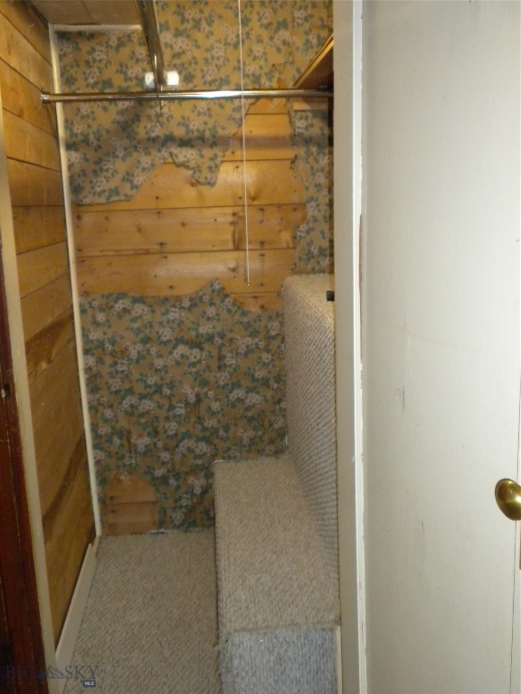 201 S Brooke Street Property Photo 22