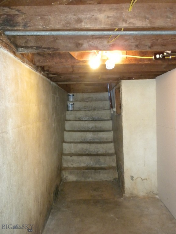 201 S Brooke Street Property Photo 24