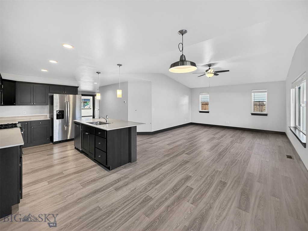 2011 Windjammer Property Photo 7