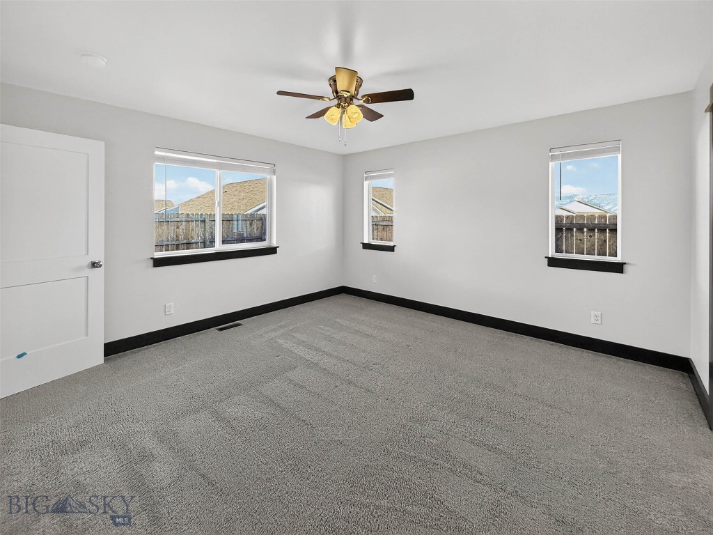 2011 Windjammer Property Photo 16