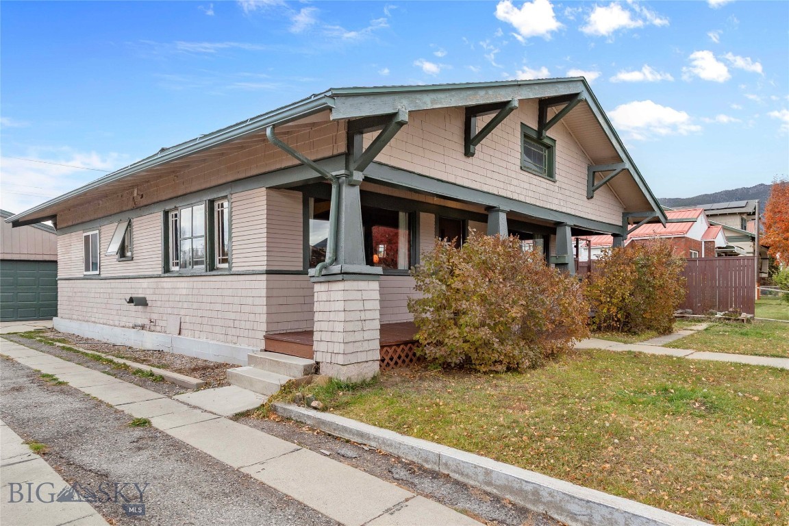 2809 State Street Property Photo 3