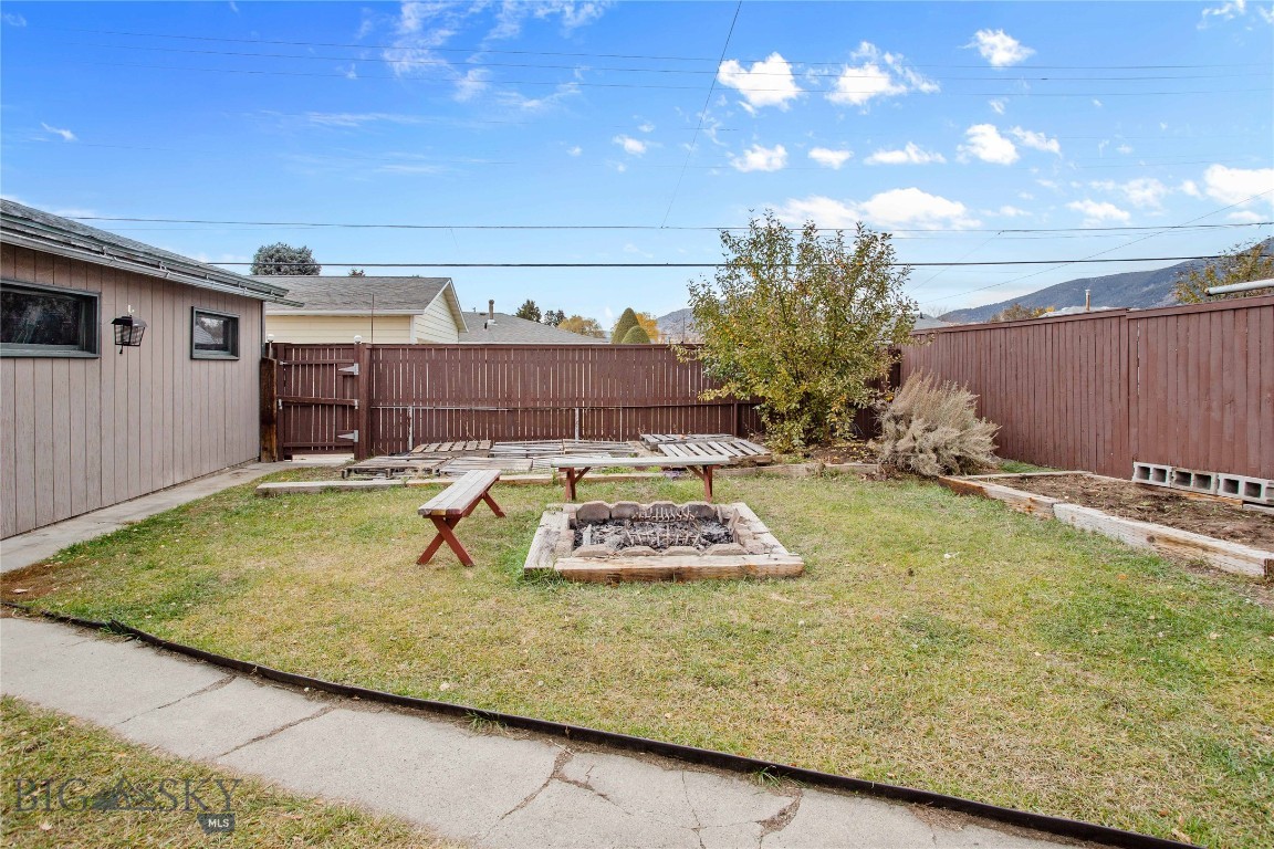 2809 State Street Property Photo 31