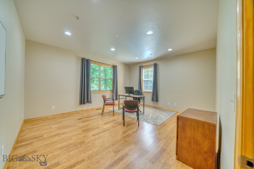 243 Pegasus Drive Property Photo 13