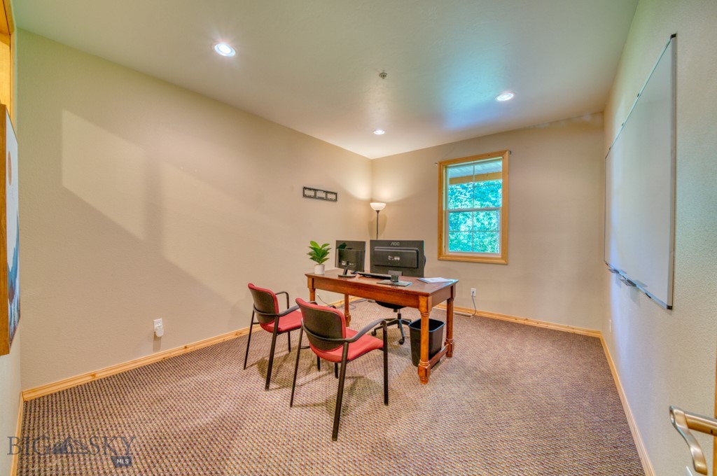 243 Pegasus Drive Property Photo 14