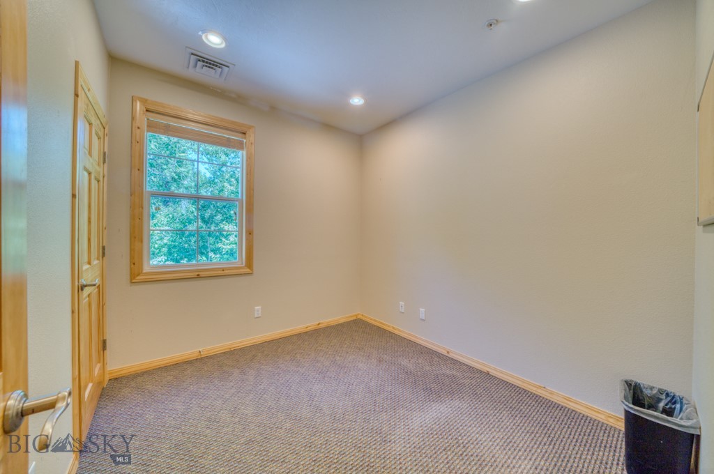 243 Pegasus Drive Property Photo 43
