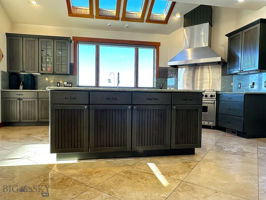4220 Sunset Ridge Drive Property Photo 9