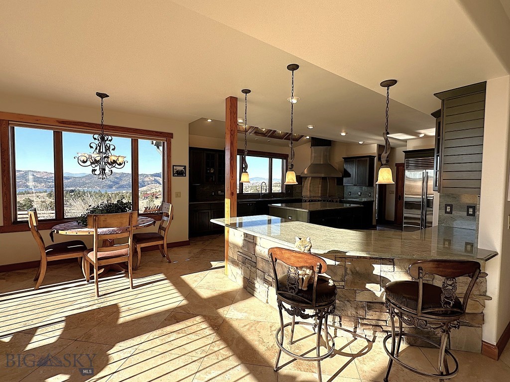 4220 Sunset Ridge Drive Property Photo 16