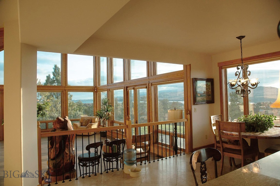 4220 Sunset Ridge Drive Property Photo 17