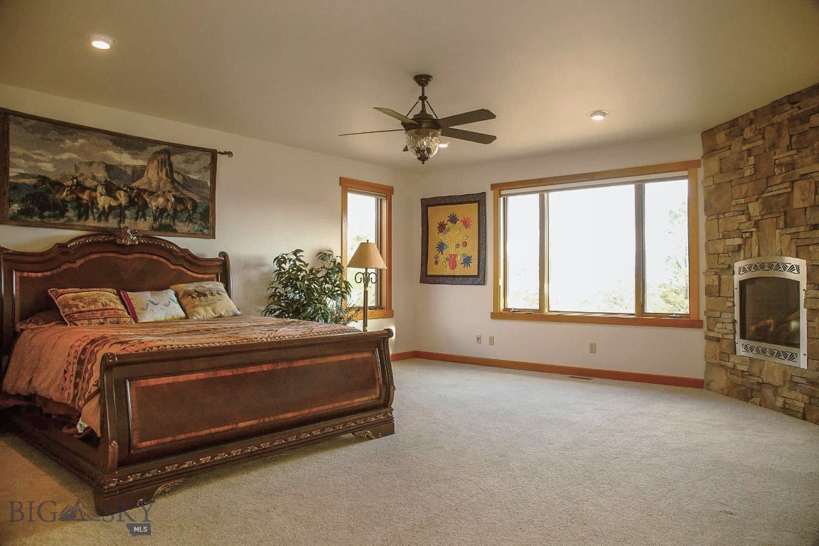 4220 Sunset Ridge Drive Property Photo 28