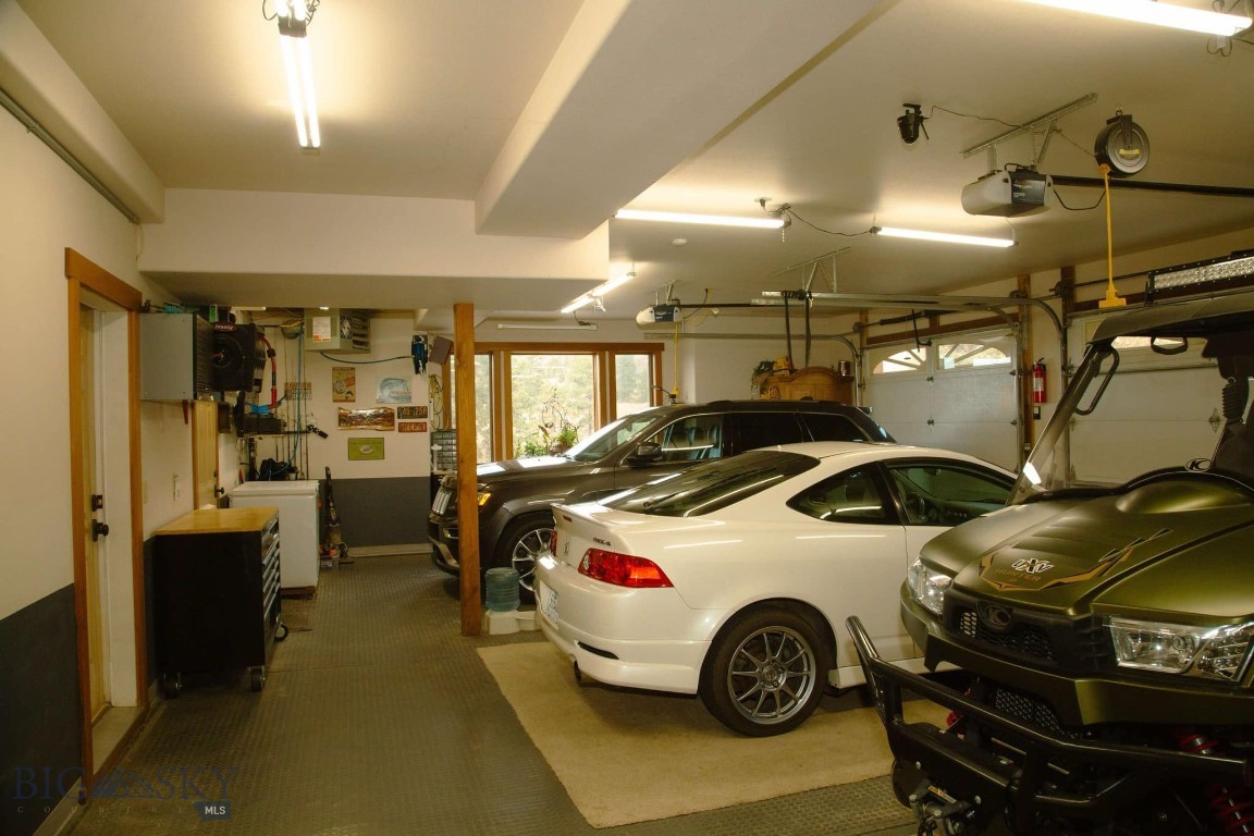 4220 Sunset Ridge Drive Property Photo 34