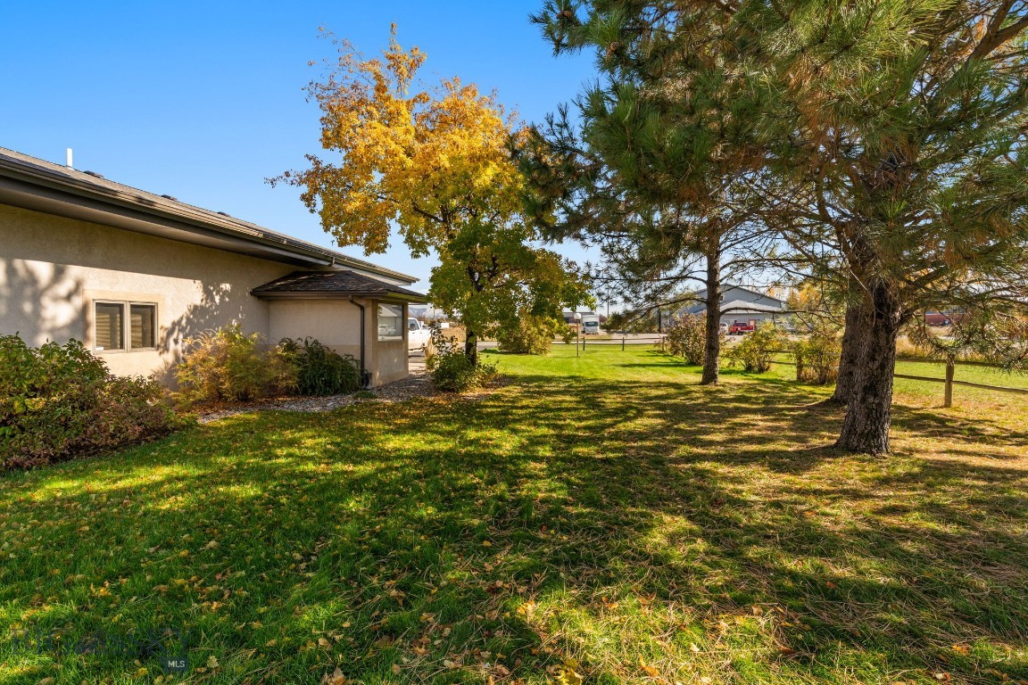 81 Timberline Property Photo 4