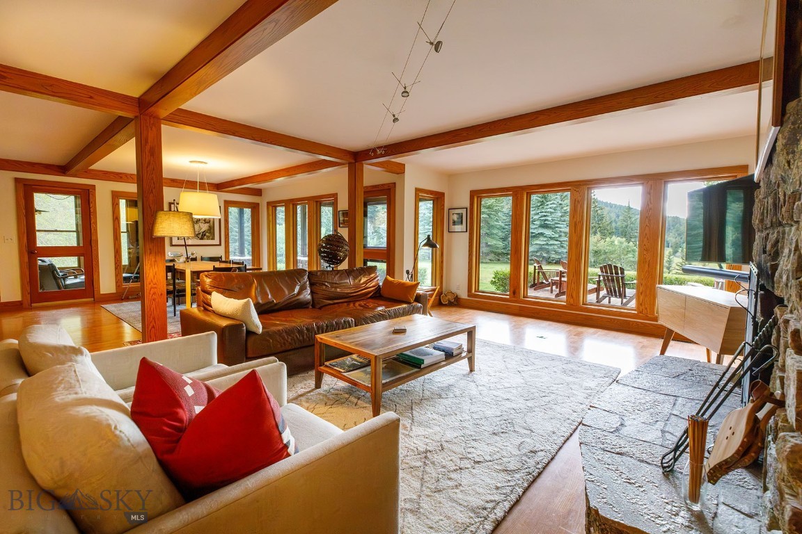 407038 Property Photo 14