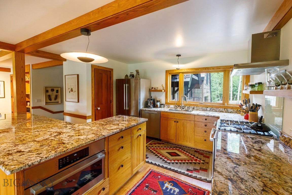407038 Property Photo 17