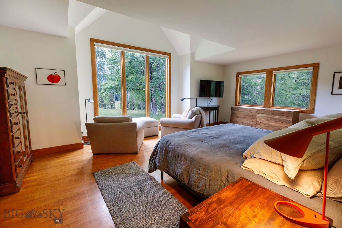 407038 Property Photo 23