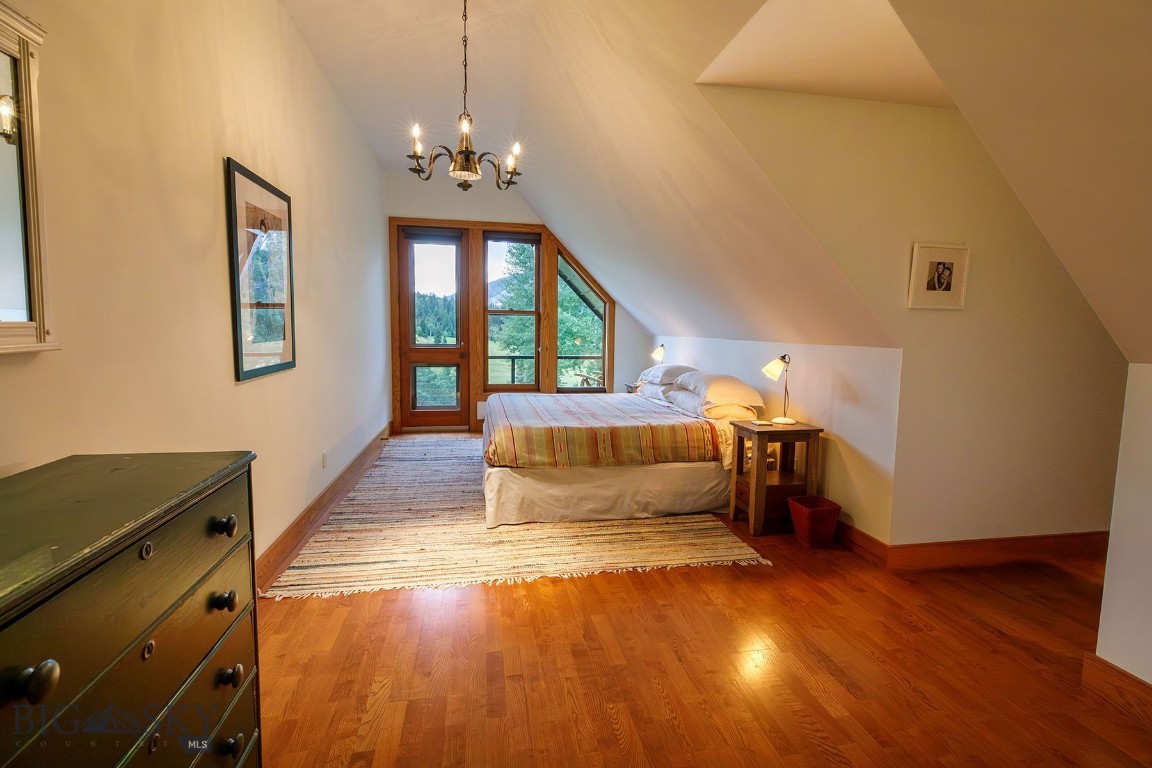 407038 Property Photo 28