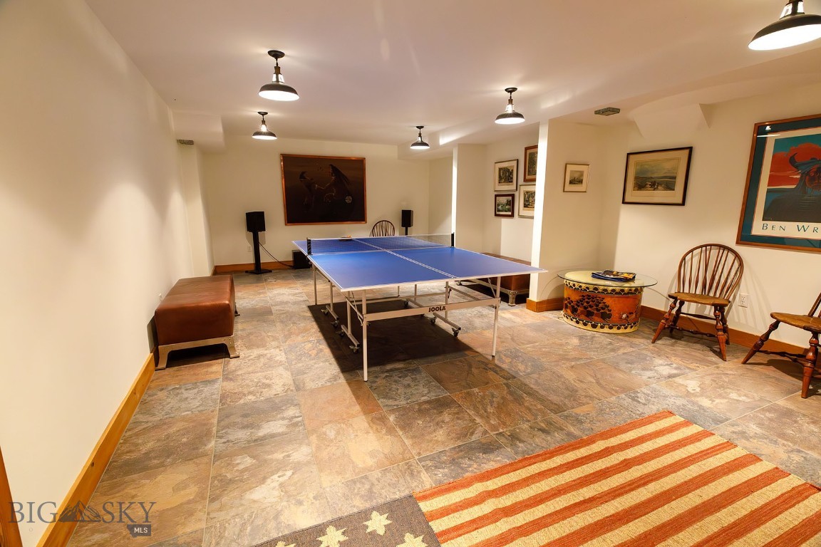 407038 Property Photo 35