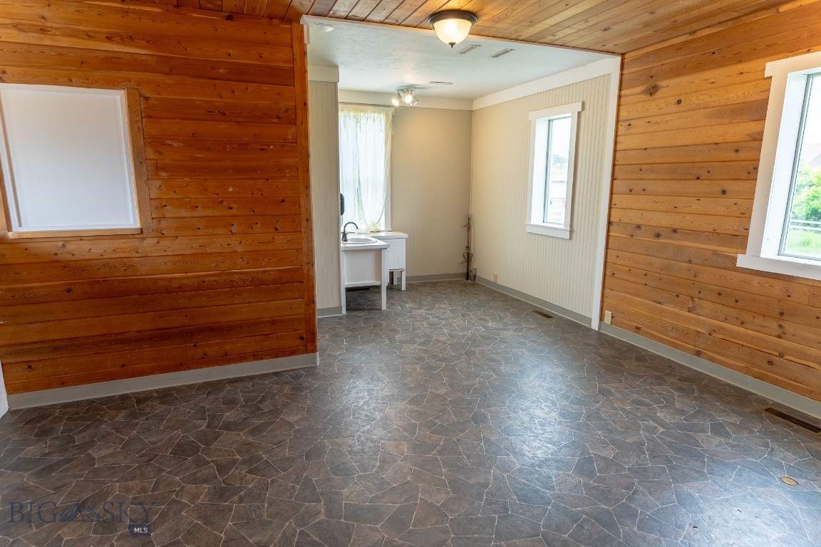3 Microwave Hill Road A Property Photo 11