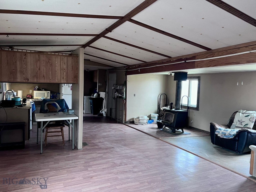 7069 Mainwaring Road Property Photo 13