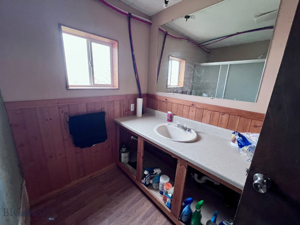 7069 Mainwaring Road Property Photo 20